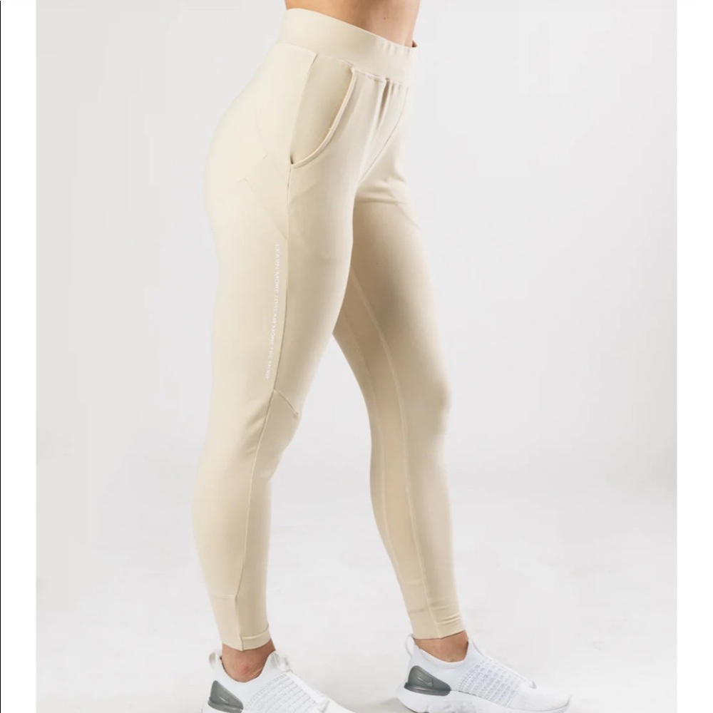 Pro Elite Alphalete Joggers Small